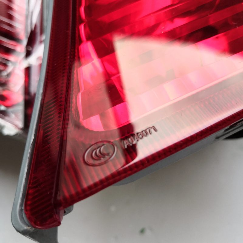 Auto Spare Parts Tail Lamp Tail Light for Faw VELA — photo 3