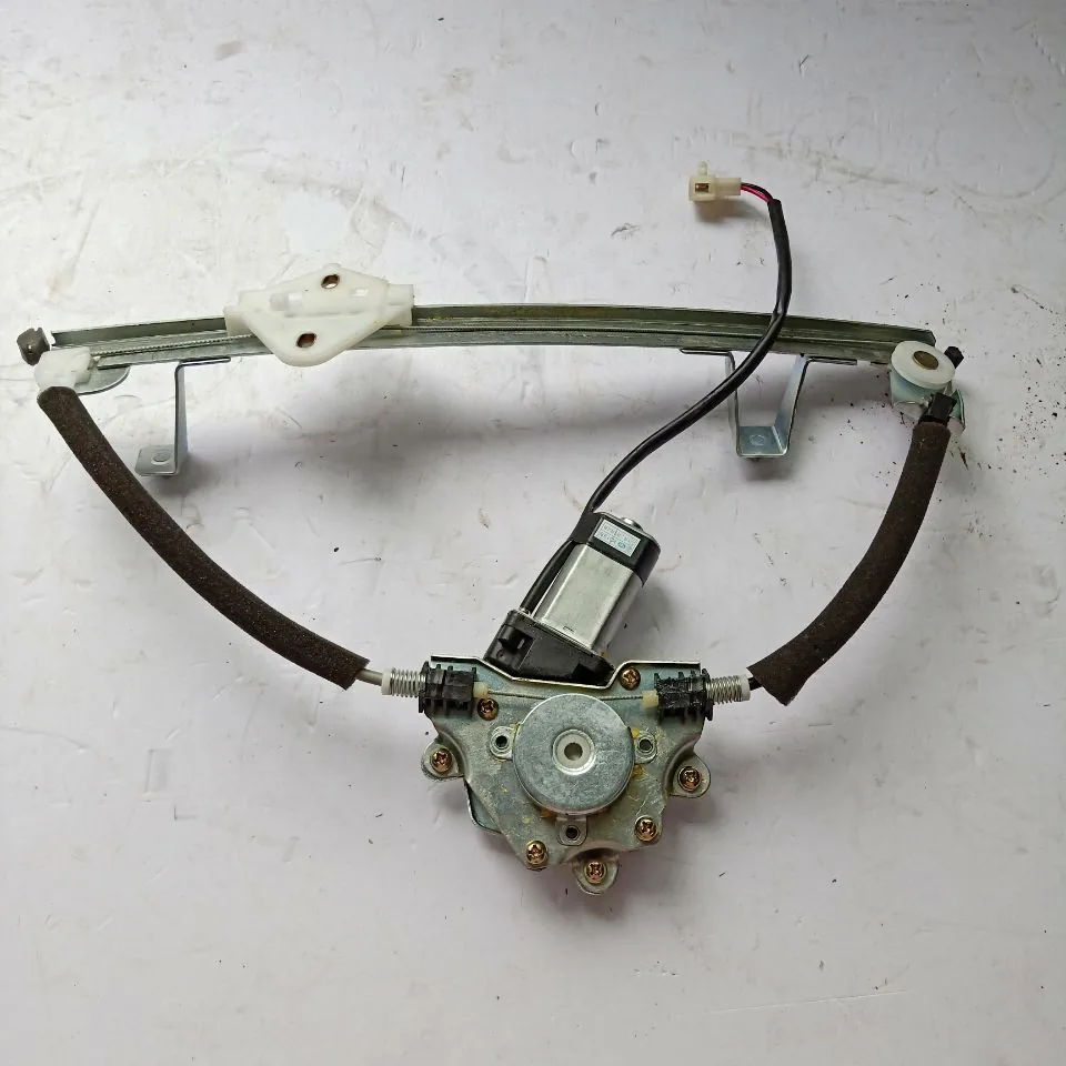 Auto Spare Parts Window Lifter Automotive Car Power Electric Window Lifter for Geely Ck product photo