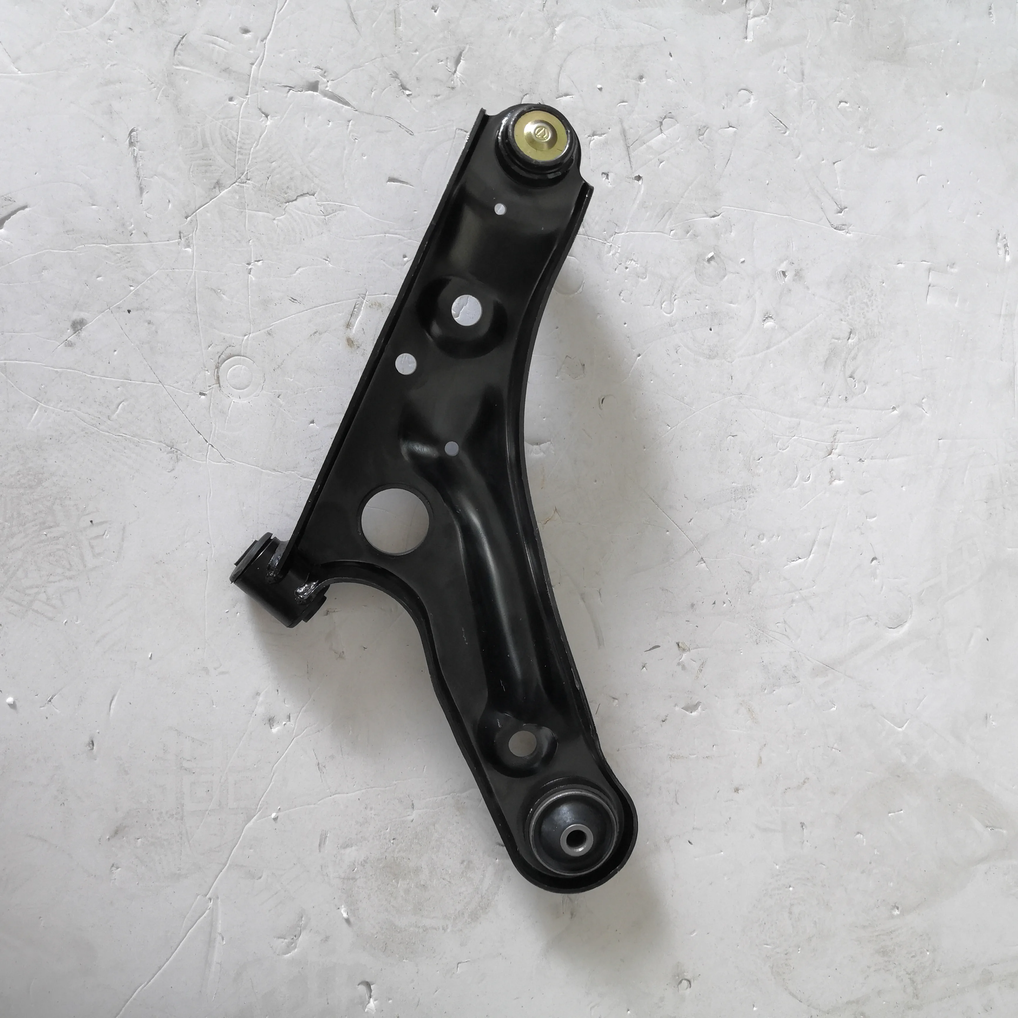 Auto Suspension Parts Lower Control Arm Zotye Z100 ALTO SWIFT SX4 product photo