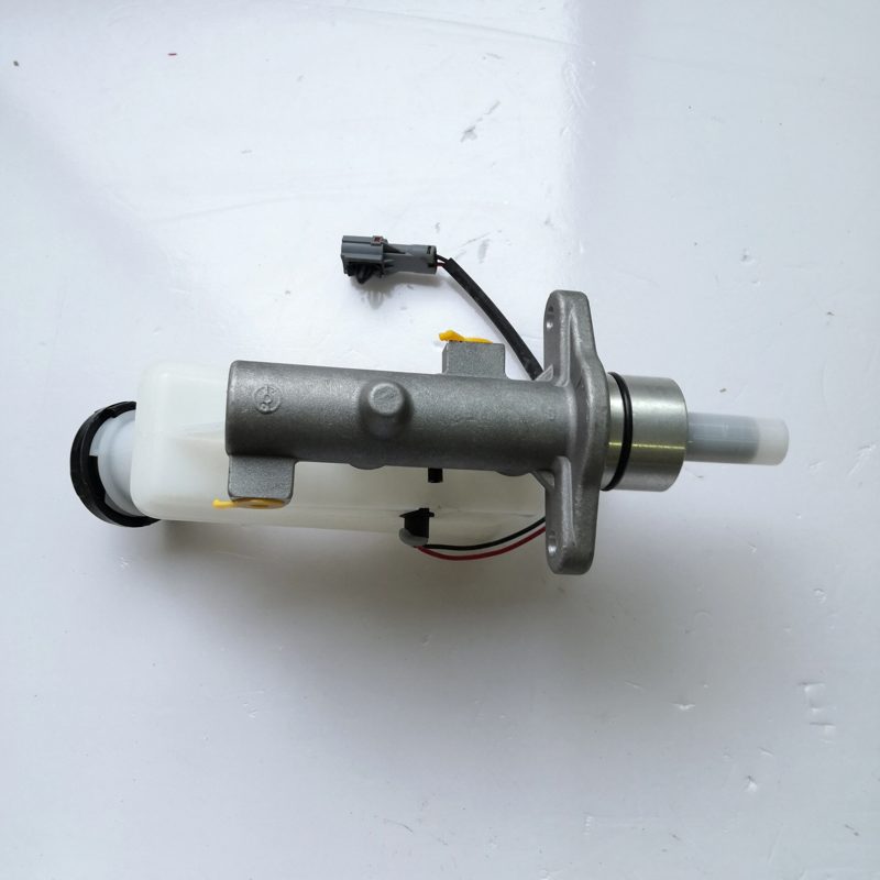 Brake Master Cylinder for Changan Honor S 3540100-T01 — photo 3
