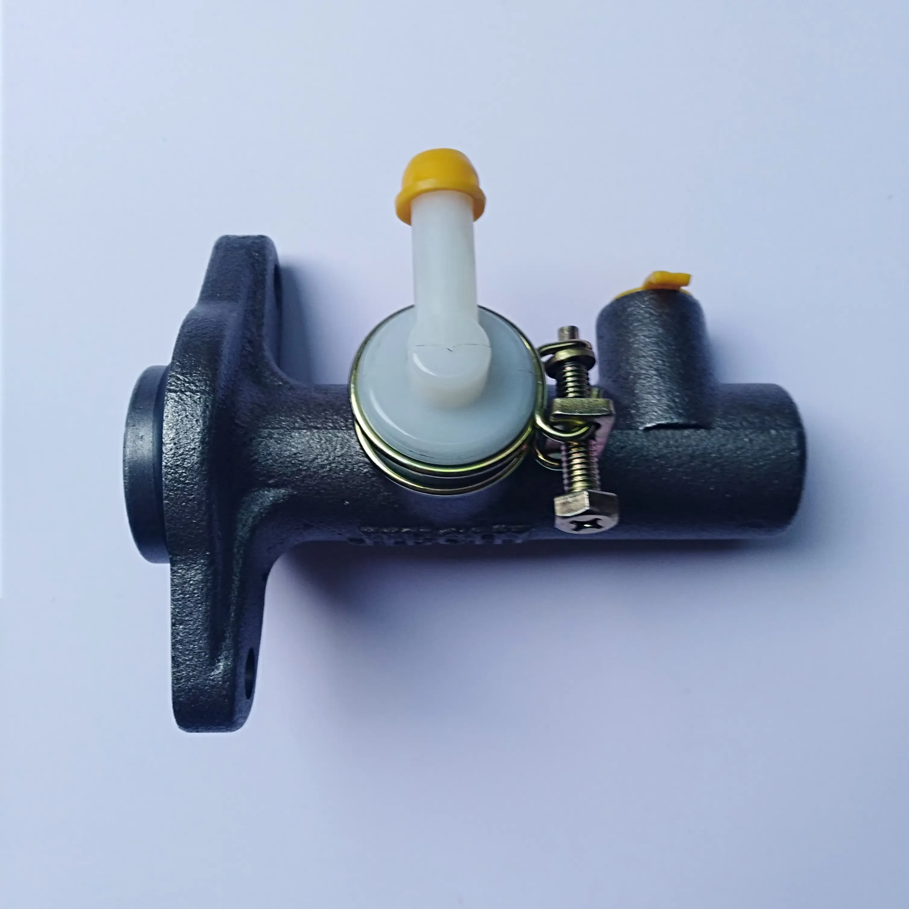 Brake Master Cylinder for Foton Aumark 1104916300008A product photo
