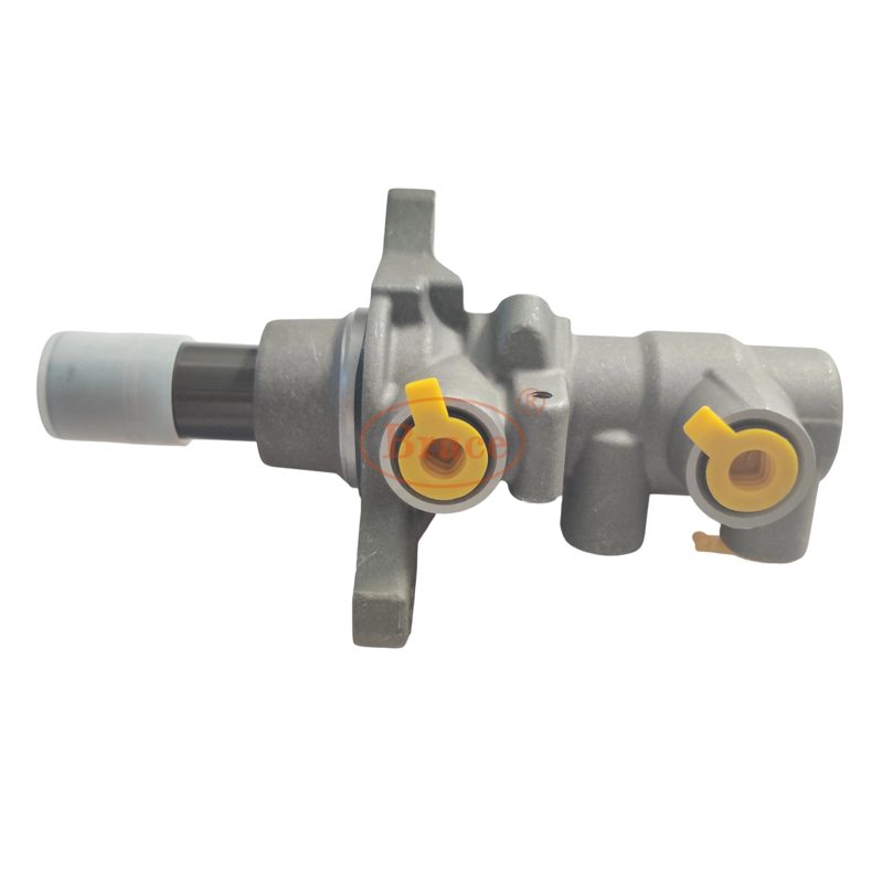 Brake Master Cylinder for MG5 OEM: 10228888 — photo 3