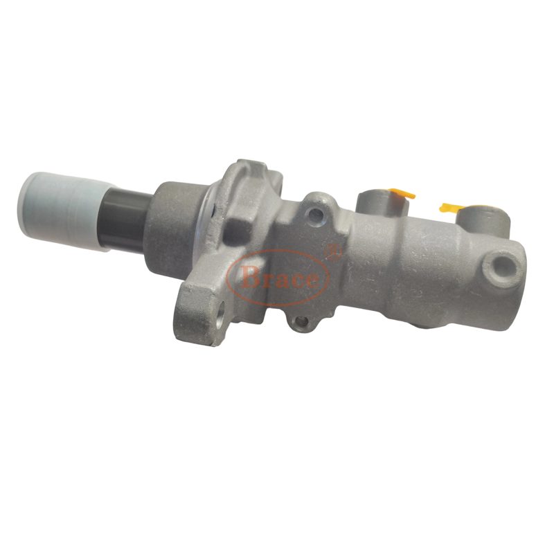 Brake Master Cylinder for MG5 OEM: 10228888 — photo 4