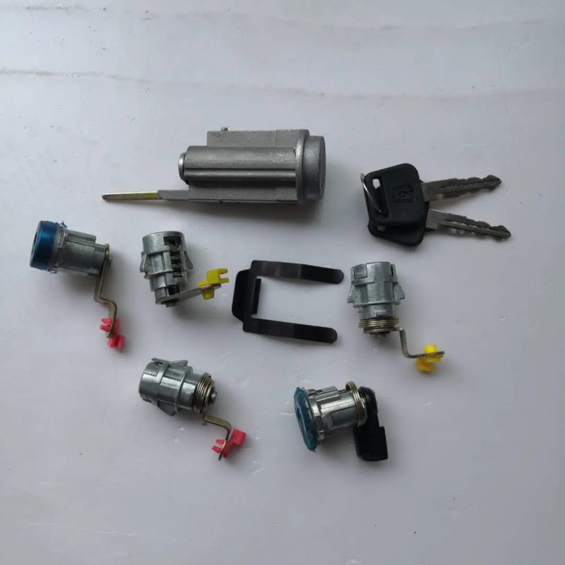 Brand New Cylinders Keys Ignition Door Lock for Haise 1998-2005 — photo 2