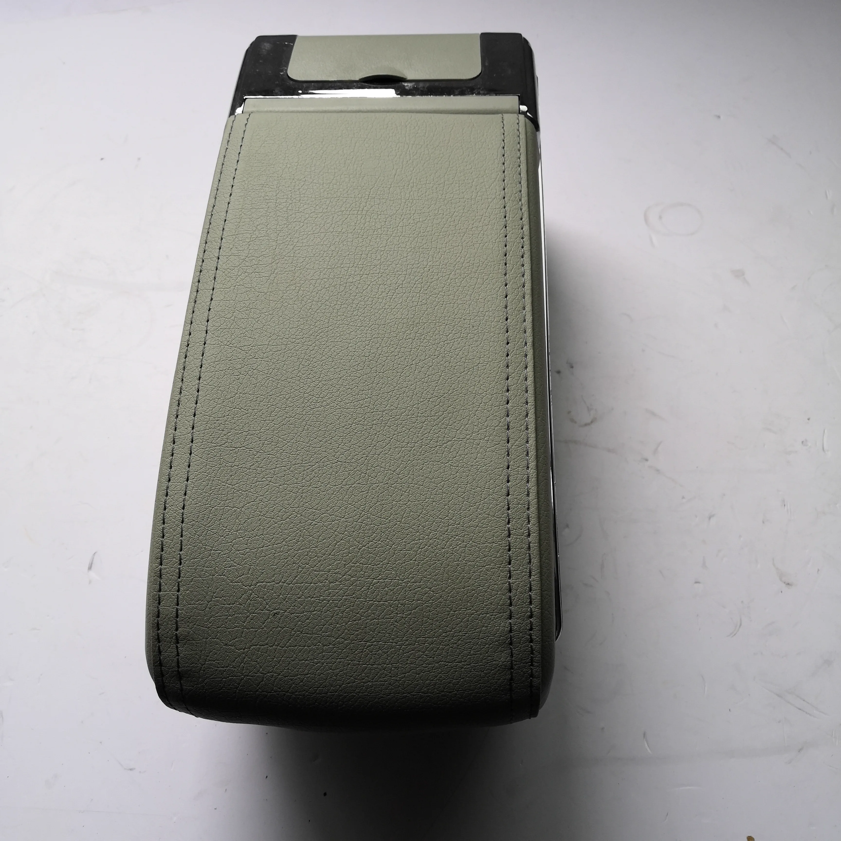 Car Armrest for Chery A3 Niche Cielo product photo