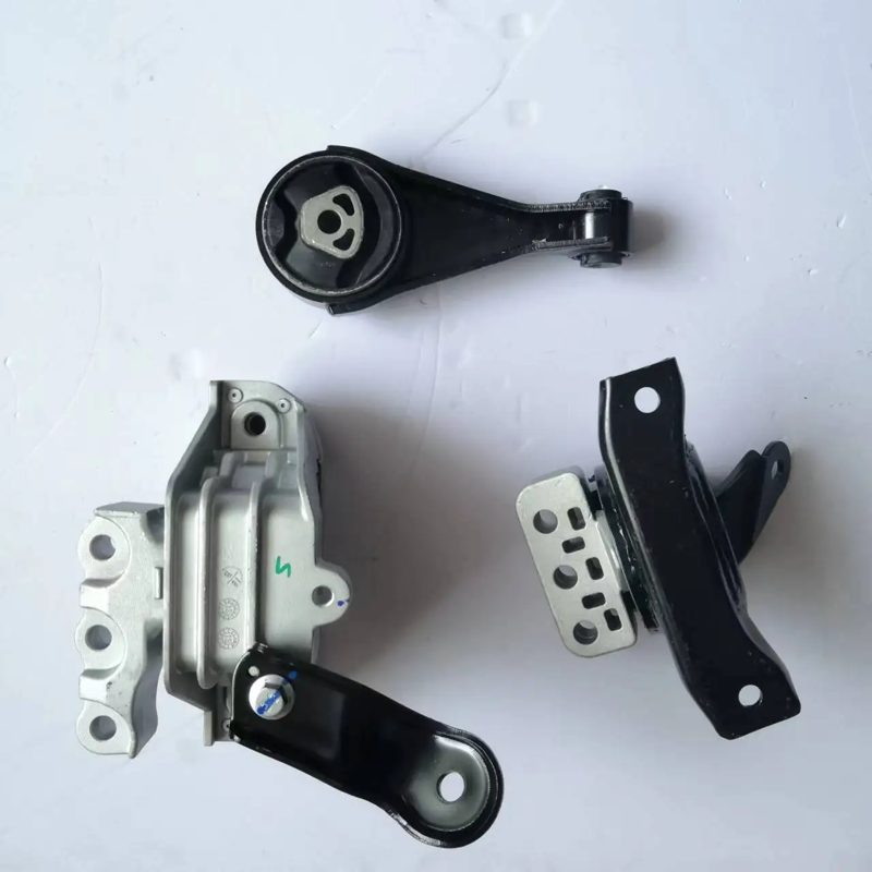 Car Engine Mount Set/Engine Bracket Set for GAC GS4/Trumpchi GS4 — photo 2