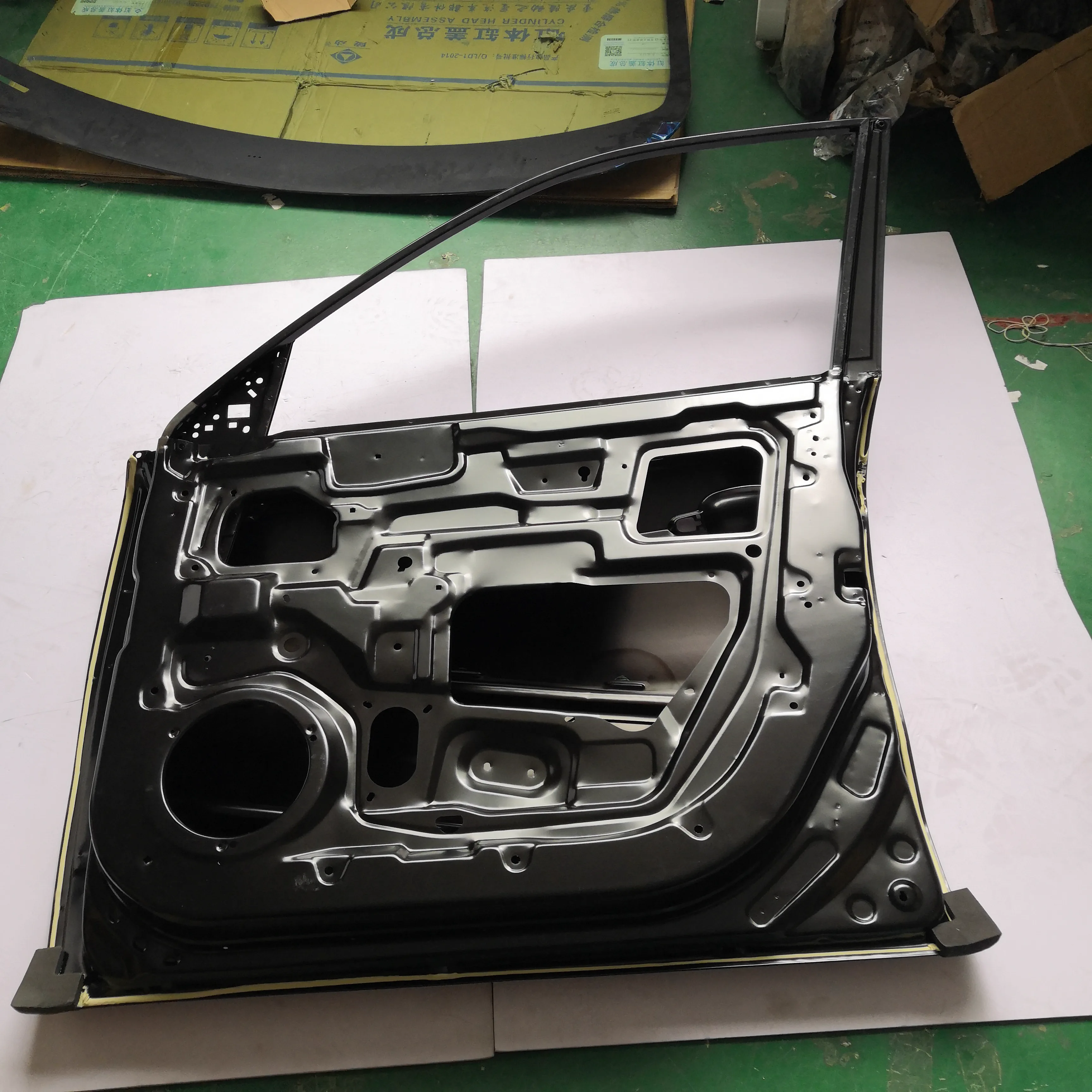 Car Front Door for Changan CS35 2018-2019 OEM 6101000-W01 6102000-W01 product photo