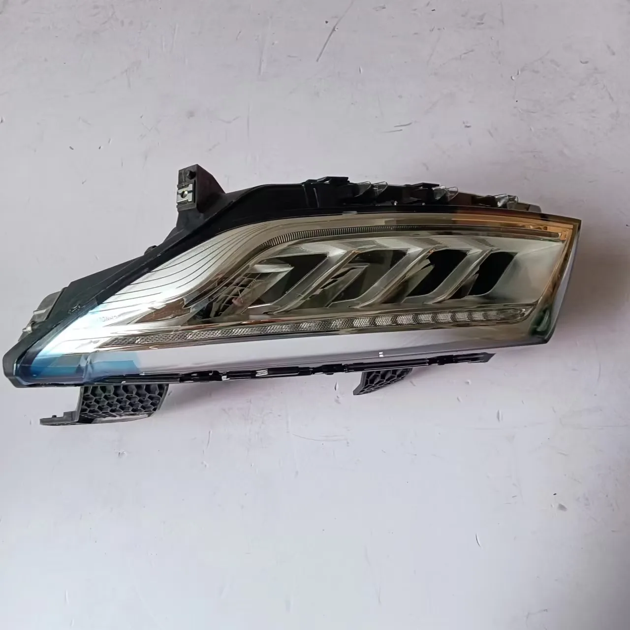 Car Part Headlight Auto Headlamp for DFSK Glory 580 Pro