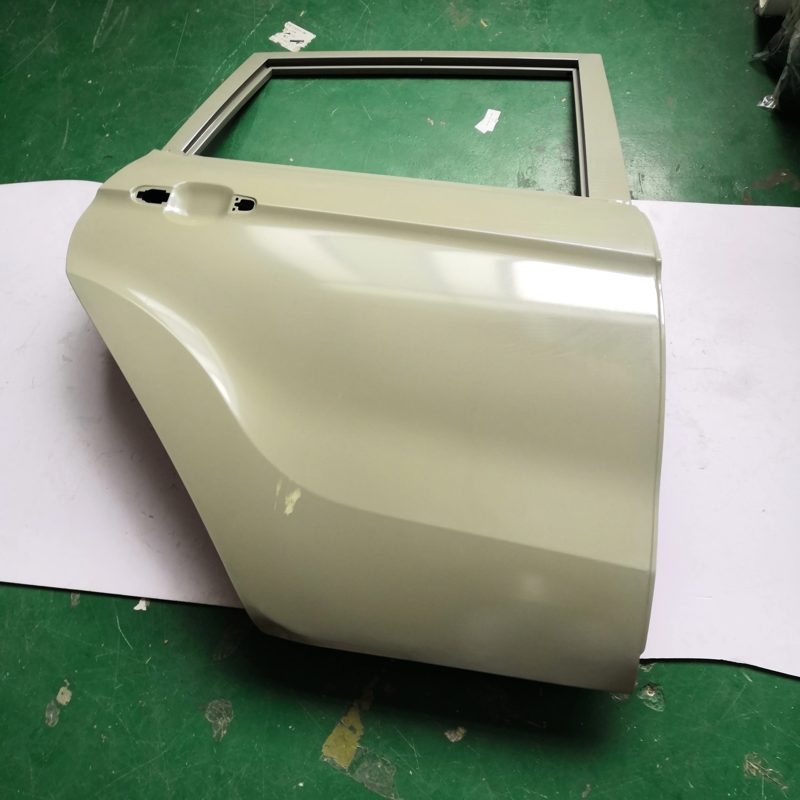 Car Rear Door for Changan CS35 OEM 6201000-W01 6202000-W01 — photo 2