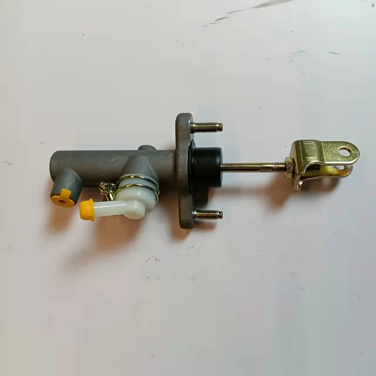 Clutch Master Cylinder for Geely Emgrand EC7 product photo
