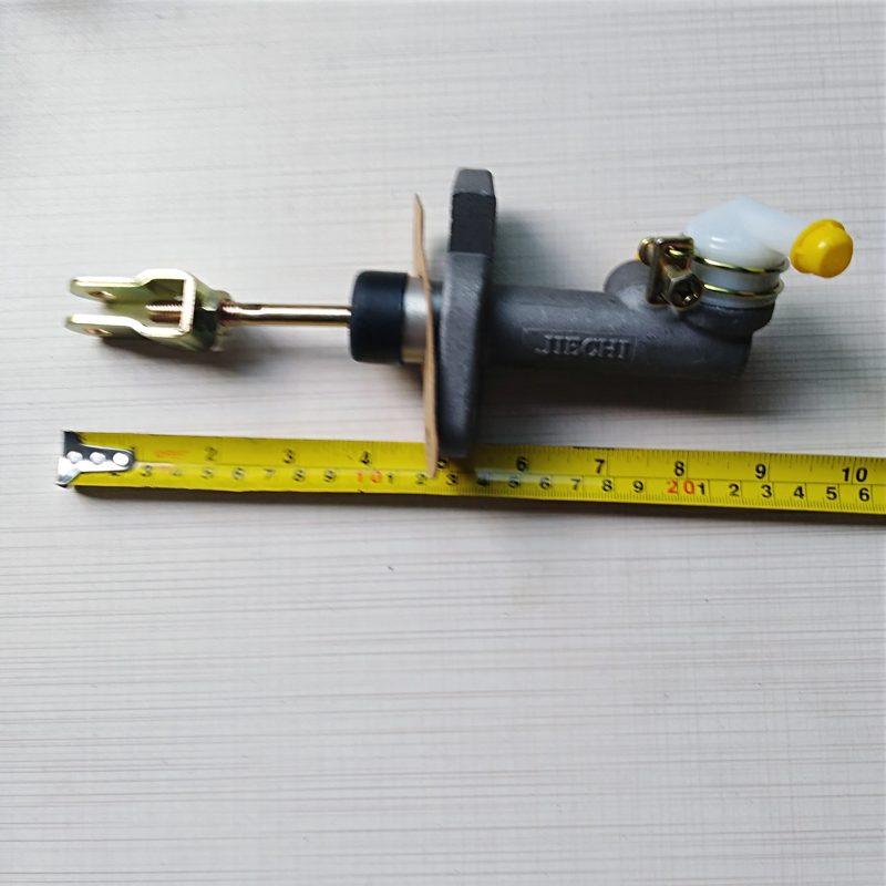 Clutch Master Cylinder for Zhong Xing Grand Tiger 1608010-0000 — photo 3