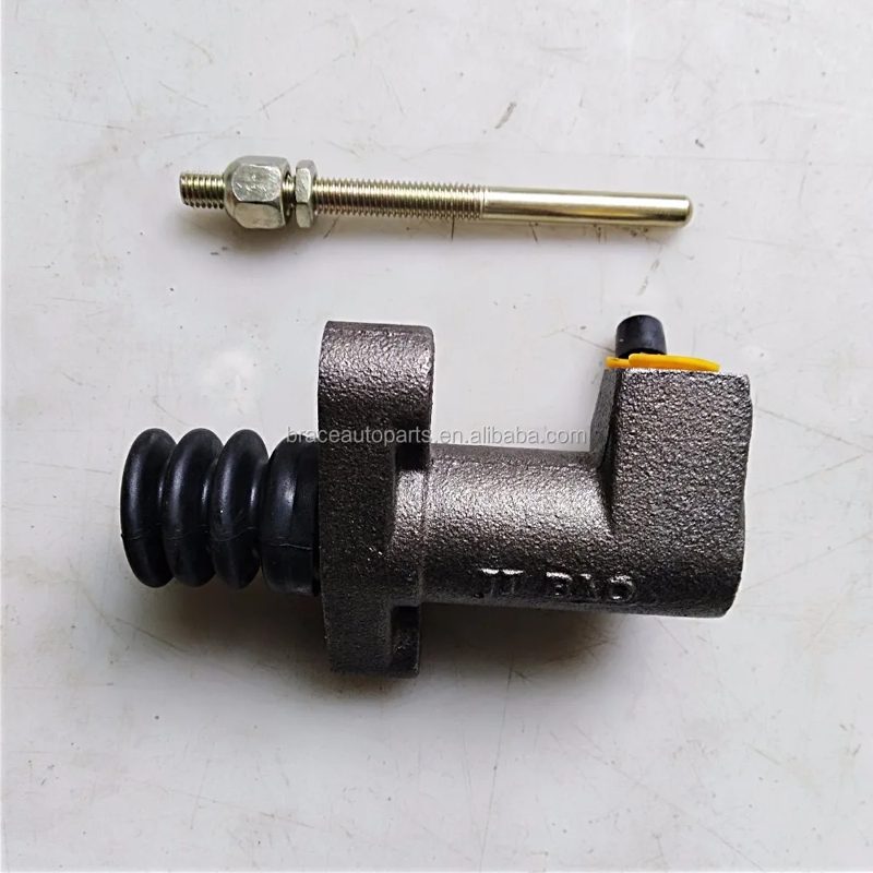 Clutch Slave Cylinder for FAW GF3600 Truck CA1041K26L-3 — photo 3