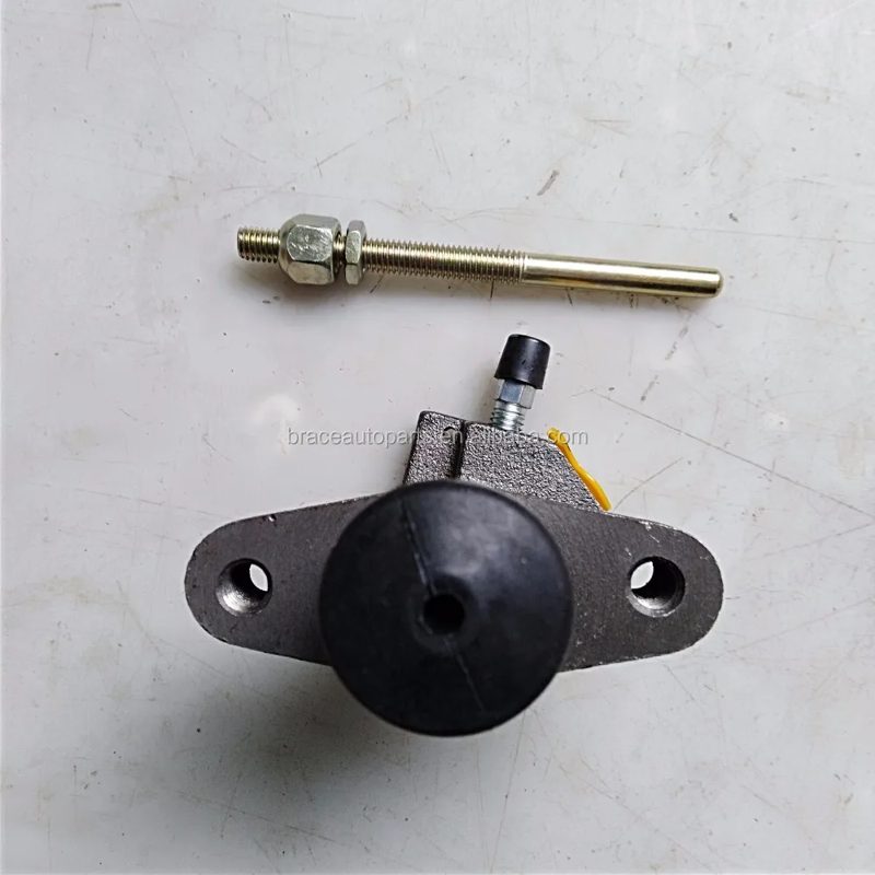 Clutch Slave Cylinder for FAW GF3600 Truck CA1041K26L-3 — photo 4