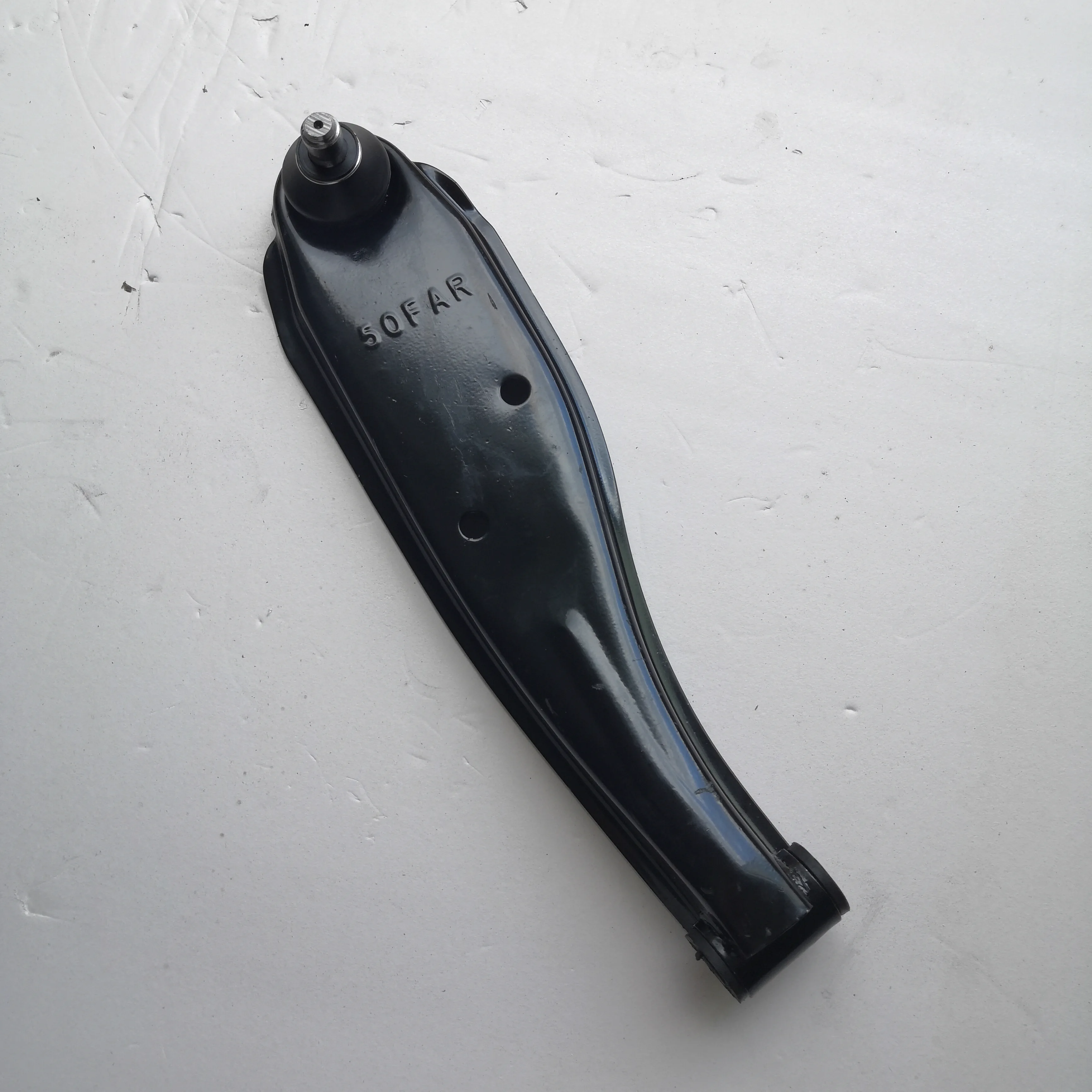 Control Arm for DD51T DD61T 4WD Truck 45202-55FA2 45201-55FA2 product photo
