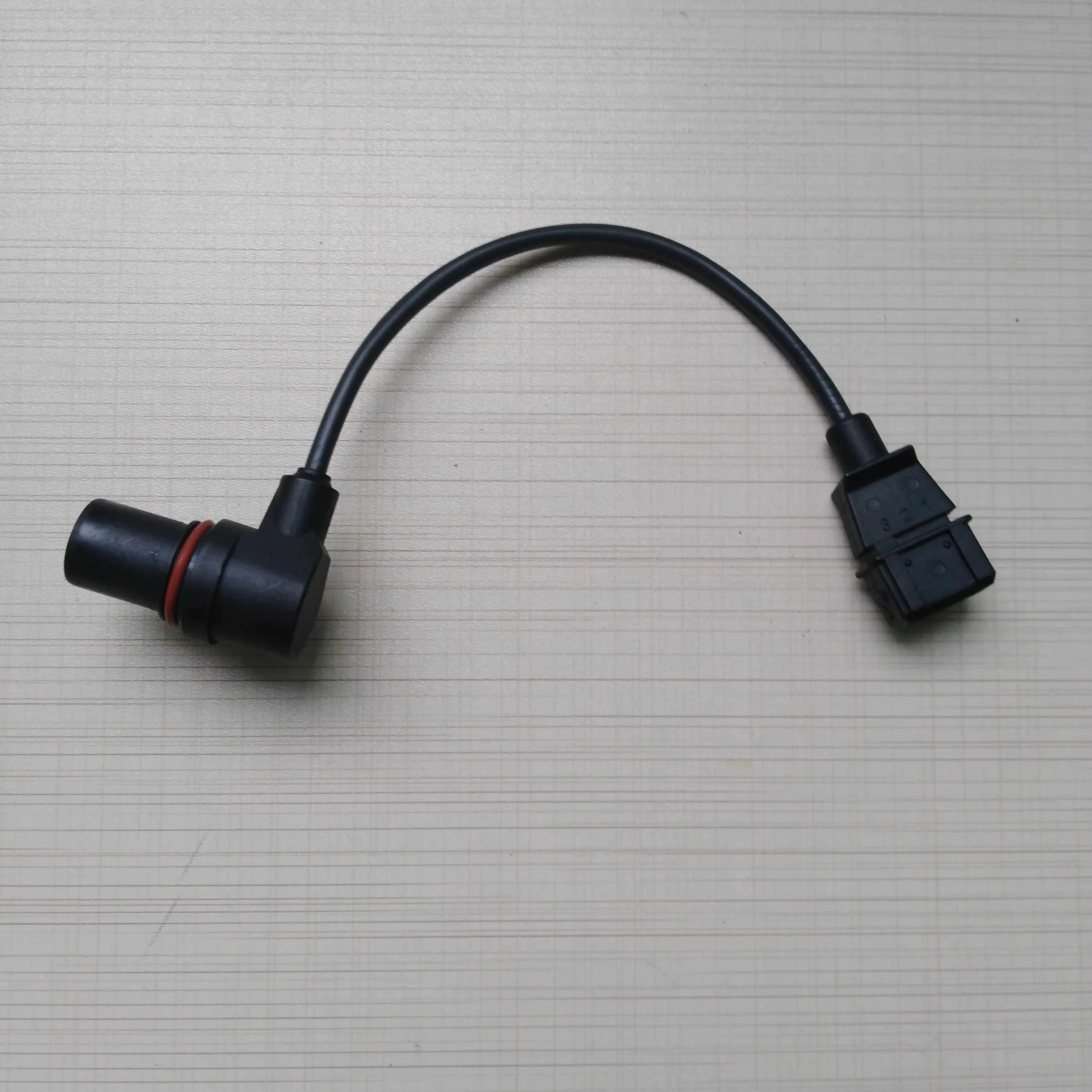 Crankshaft Position Sensor for Chery QQ IQ QQ3 OEM S11-1005117 product photo