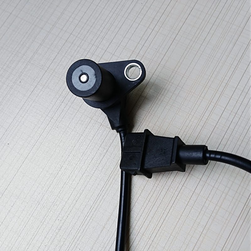 Crankshaft Position Sensor for Chery Tiggo A11-3611011 — photo 3