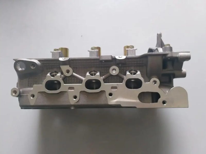 Cylinder Head Assembly for Chery QQ QQ3 372-1003010 — photo 2