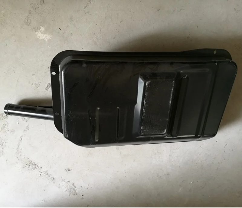 DA462 Engine Oil Tank for Hafei Zhongyi Effa Van — photo 2