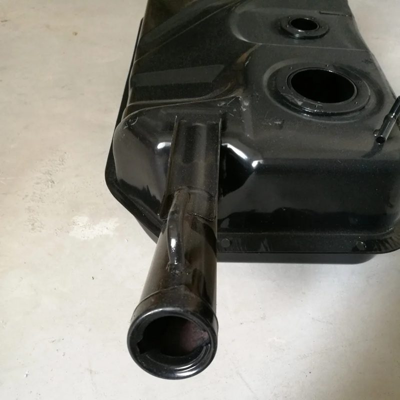 DA462 Engine Oil Tank for Hafei Zhongyi Effa Van — photo 4
