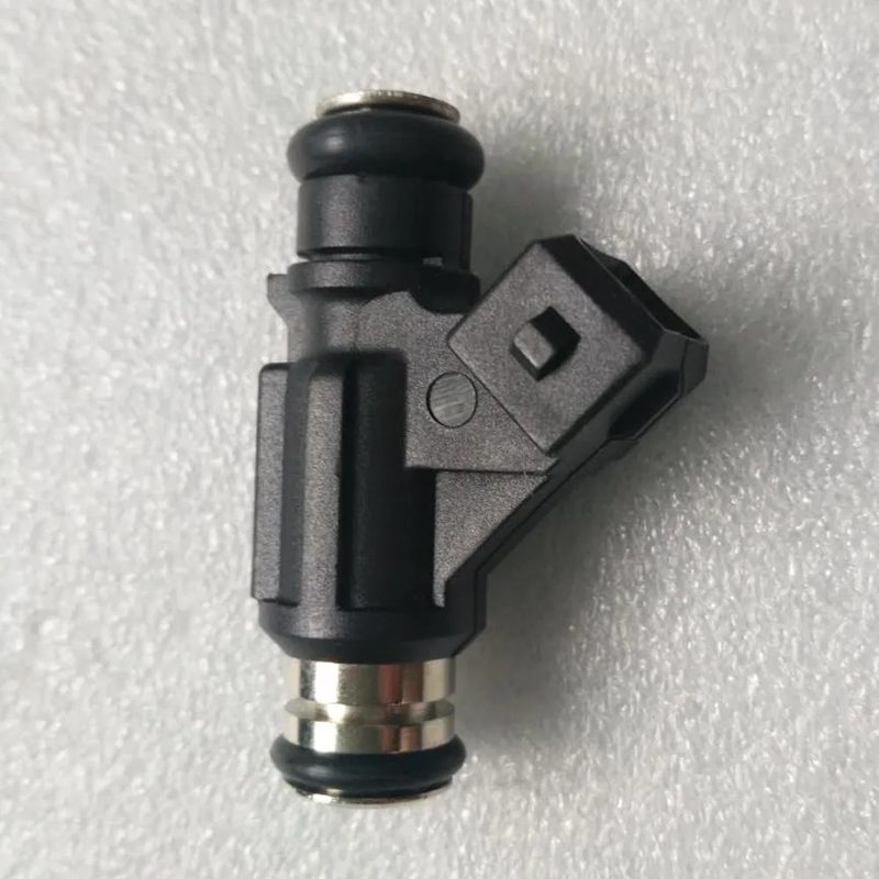 DA465QA Fuel Injector for FAW CA6371 V52 GF8 GF900 — photo 2