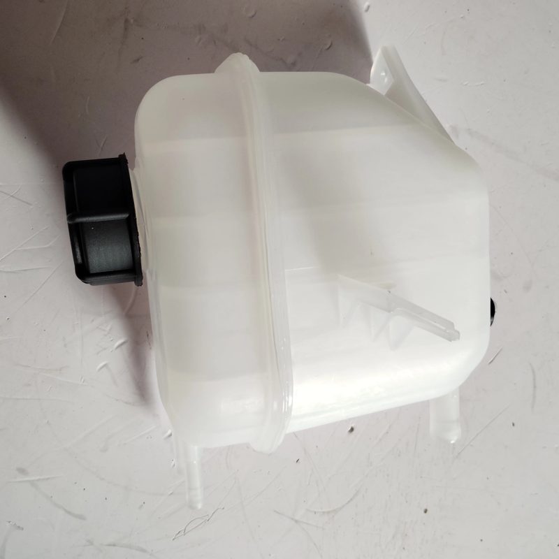 Deputy Kettle Radiator Kettle for Changan Chana CX70 1.5T — photo 4