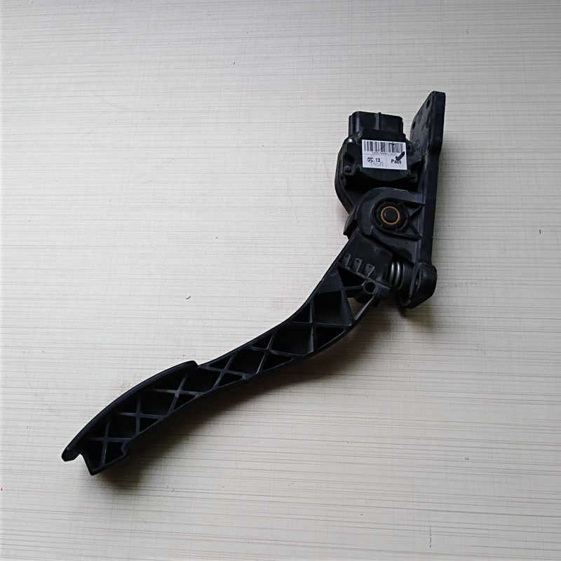 Electronic Accelerator Pedal for Chery Tiggo 2.0L T11-1108010CA — photo 3