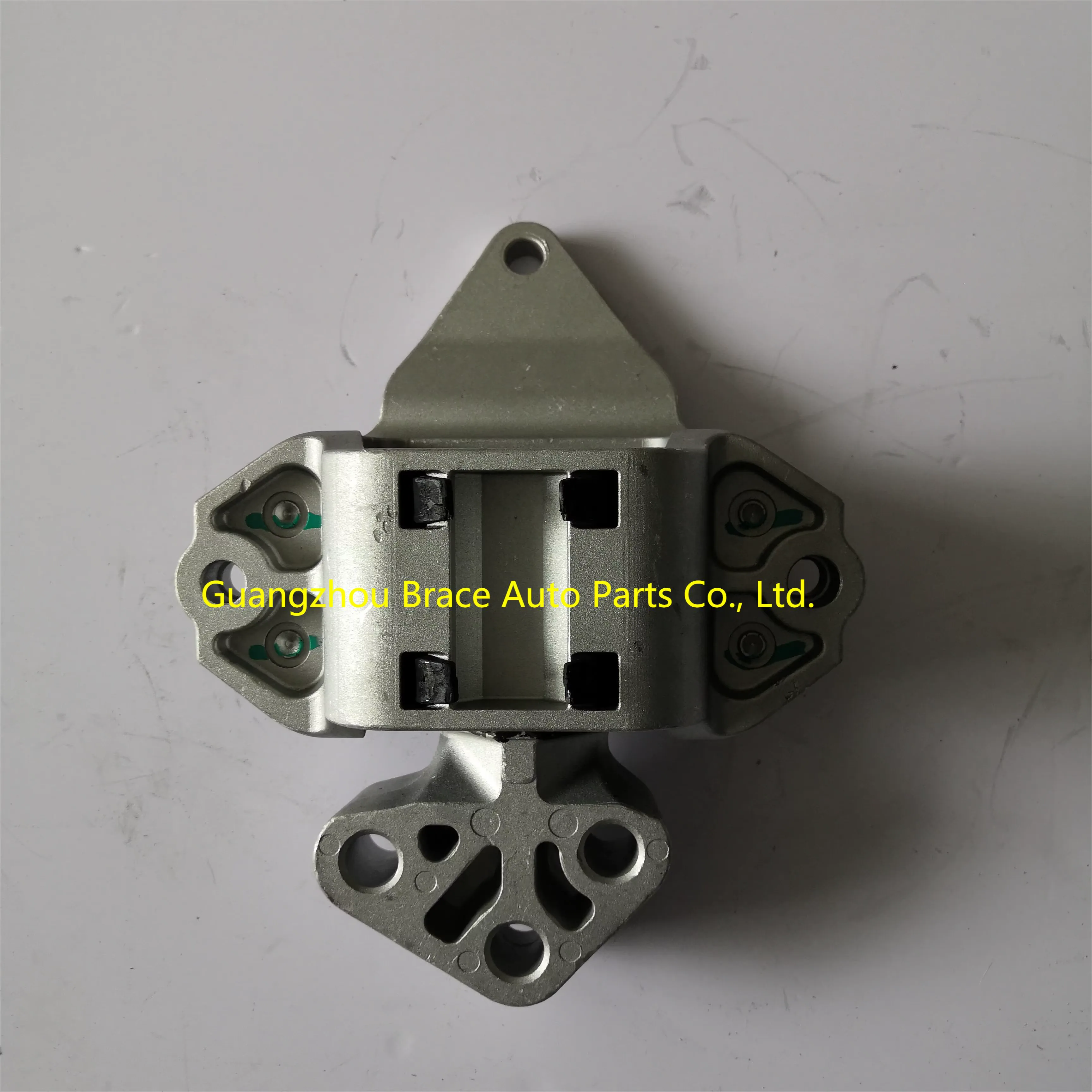 Engine Mounting Left for Trumpchi GS8 OEM 2420003CAD0001 product photo