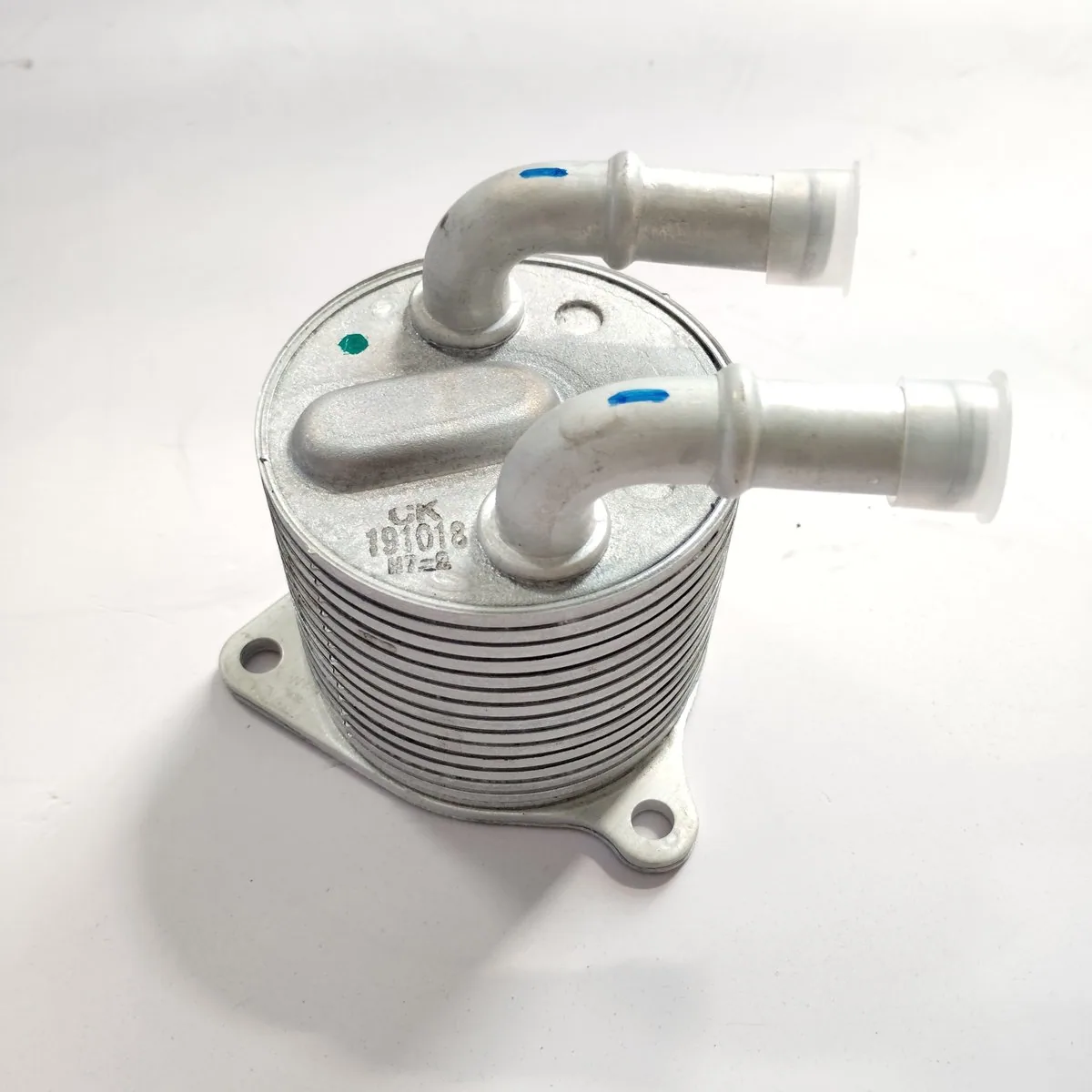 Enfriador de aceite del motor para CHANA Changan UNI-K CS85 COUPE CS75 2.0T H15T025-8100 32910TGB020