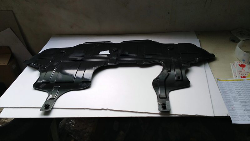 Engine Under Deflector for MG3 OEM 10067890 — photo 3