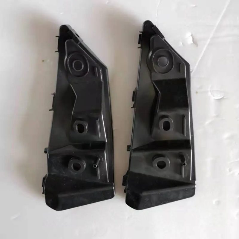 Front Bumper Bracket for Faw Weizhi V2 — photo 2