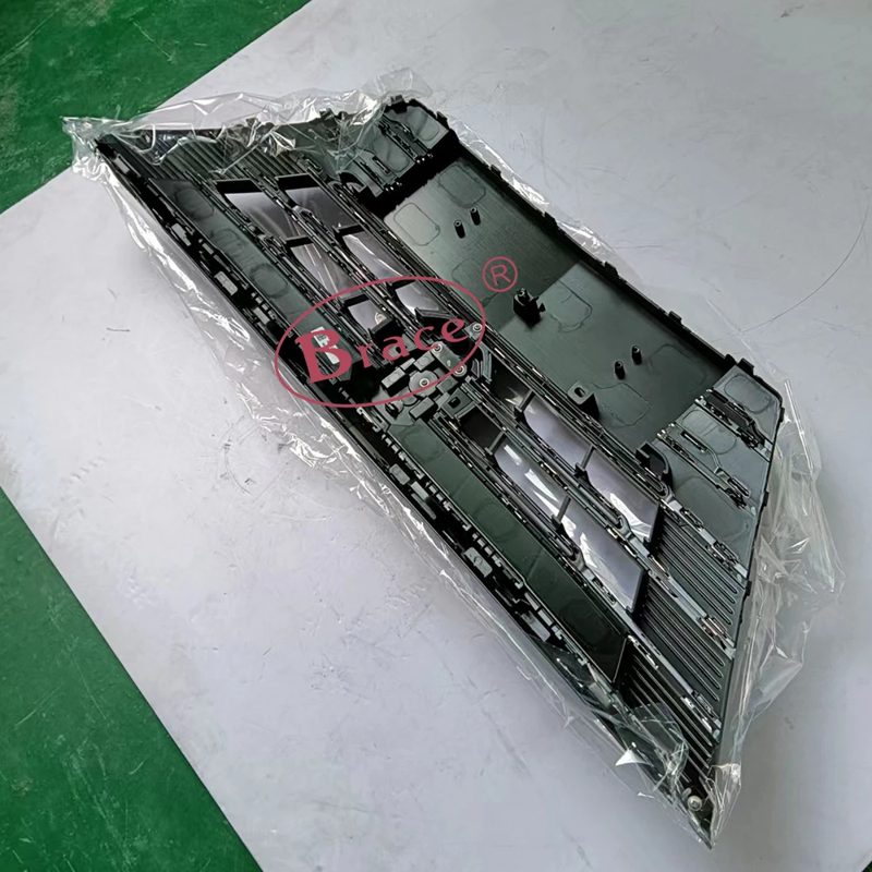 Front Bumper Grille MG I5 MG5 OEM 10509620 — photo 3