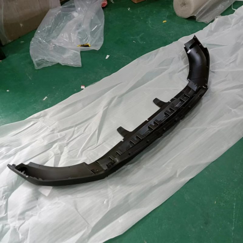Front Bumper Lower Spoiler for MG RX5 OEM 10224555 — photo 3