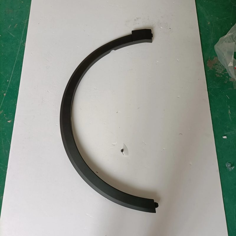 Front Fender Garnish LH for MGZS 10252367 — photo 2