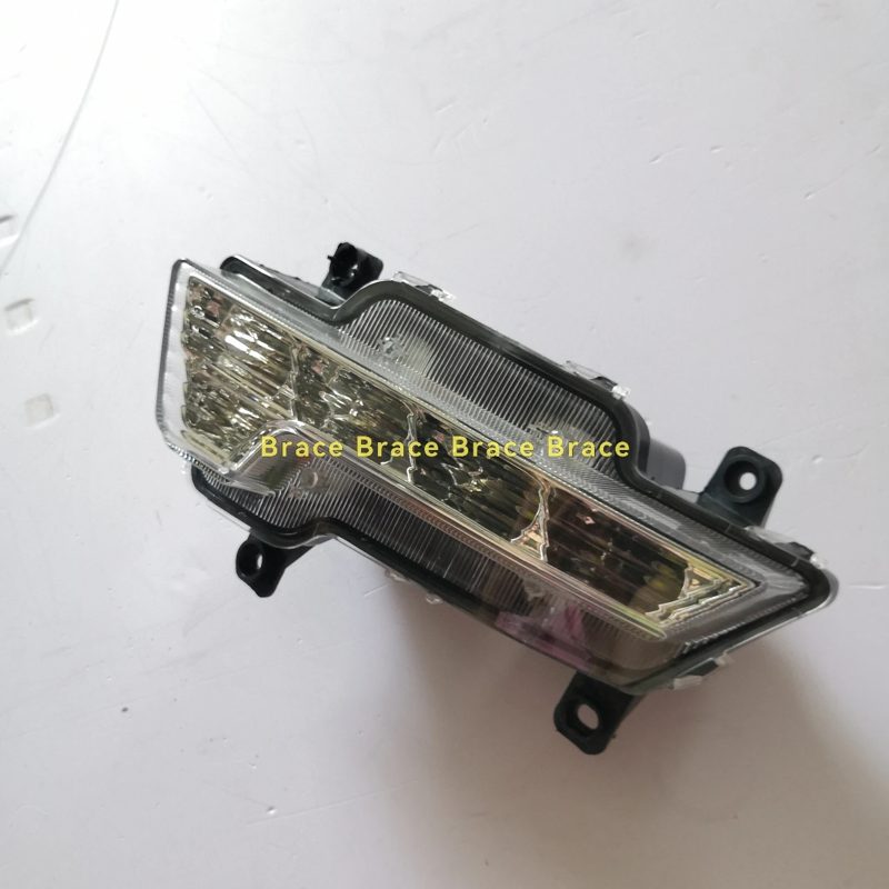 Front Fog Lamp for MG GT — photo 2