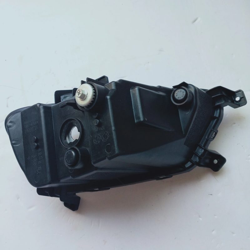 Front Fog Lamp for MG ZS — photo 2