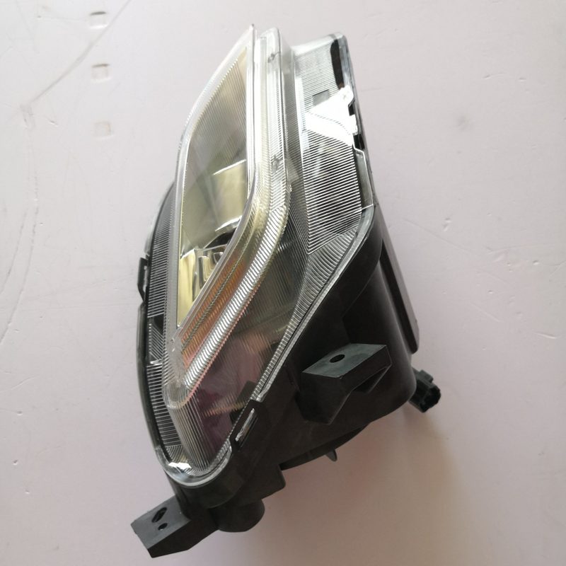 Front Fog Lamp for Mg6 2015 OEM 10080156 — photo 3