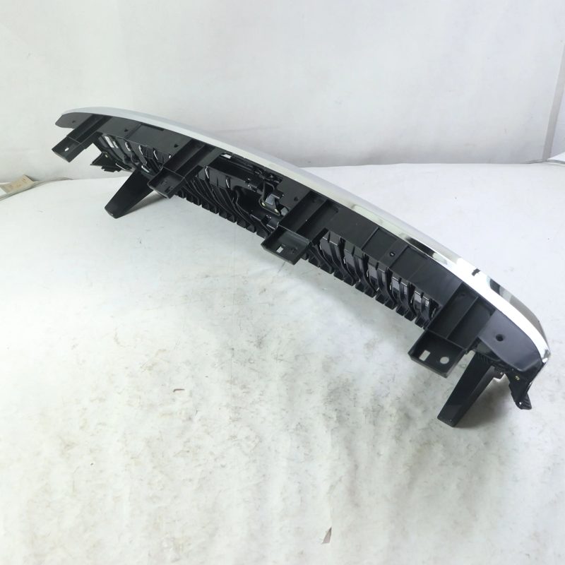 Front Grill for Geely Emgrand 2022 OEM 60130451000 — photo 2
