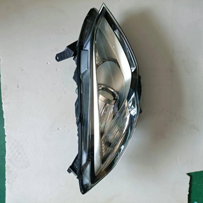 Front Headlamp Headlight for MG 360 OEM 10121812 10121813 — photo 4