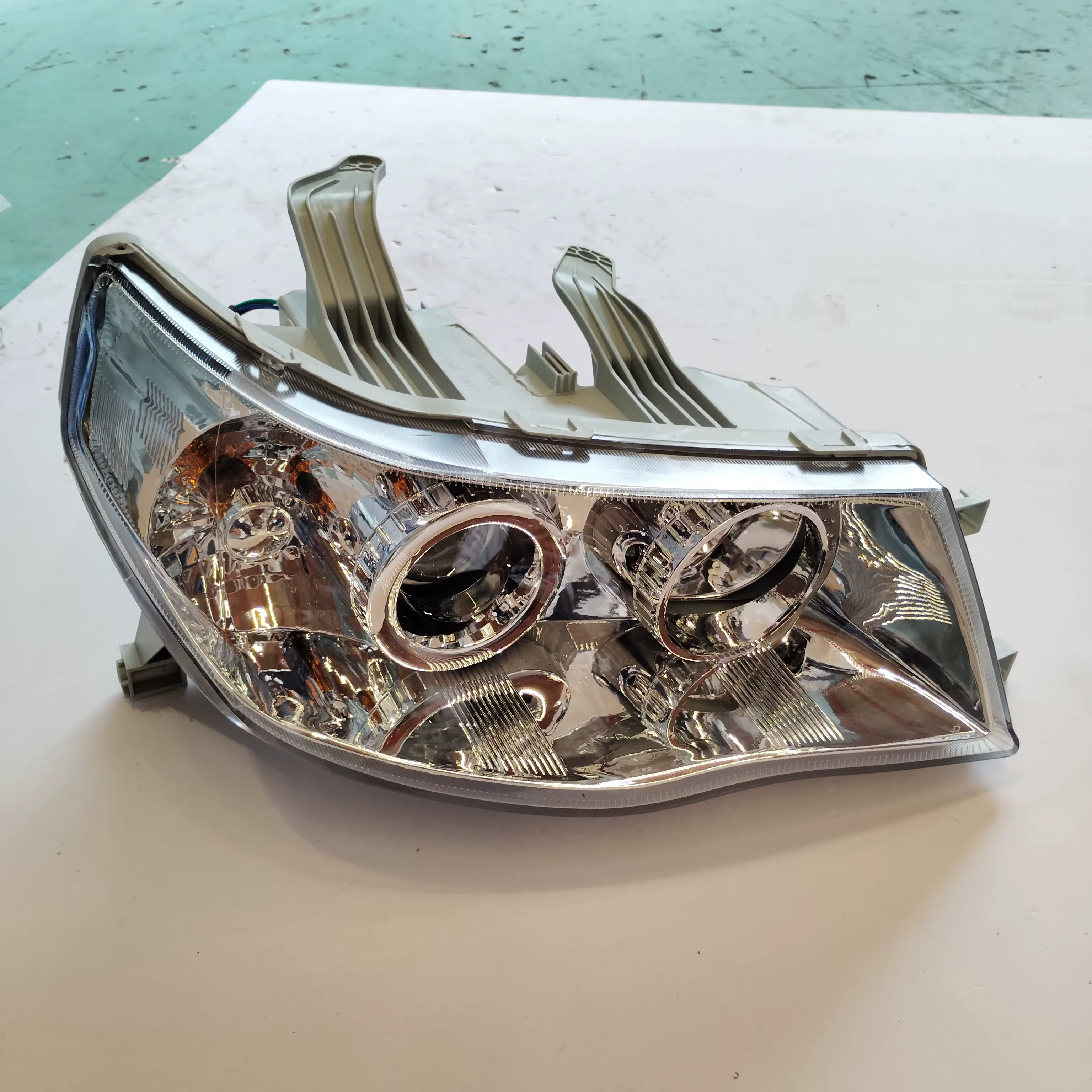 Front Headlight Auto Headlamp for Faw Weizi N5 product photo
