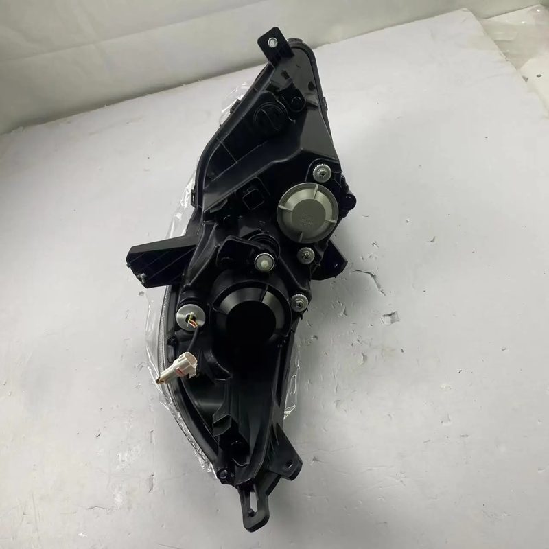 Front Headlight for DFSK Fengon Glory 580 — photo 3