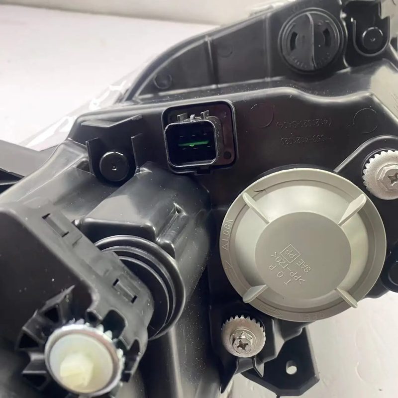 Front Headlight for DFSK Fengon Glory 580 — photo 4