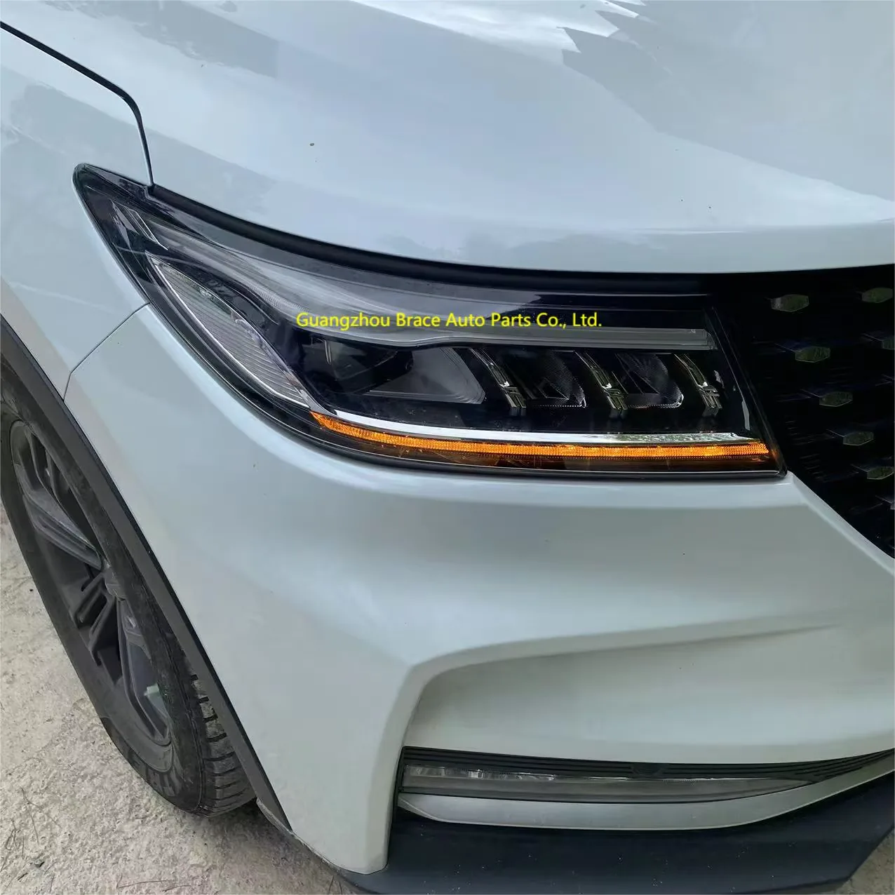 Front Headlight for DFSK Fengon Glory Ix7 product photo