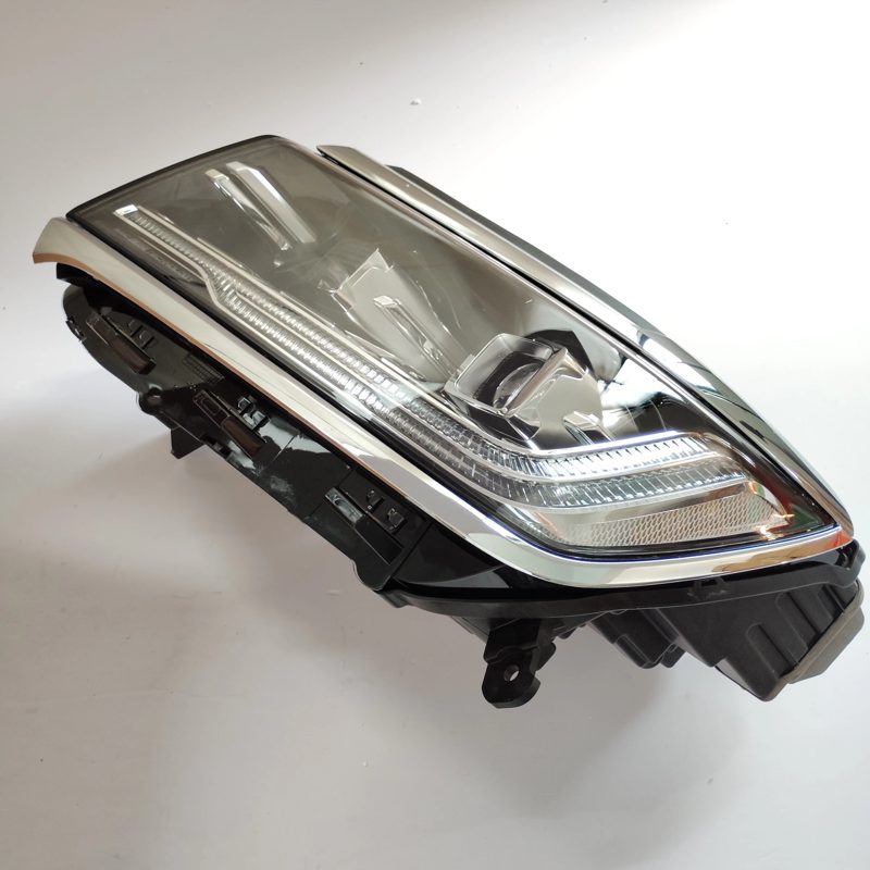 Front Headlight for MG RX8 2019 10199533 — photo 2