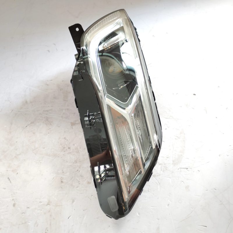Front Headlight Headlamp for MGGT MG5 10744111 10744112 — photo 2