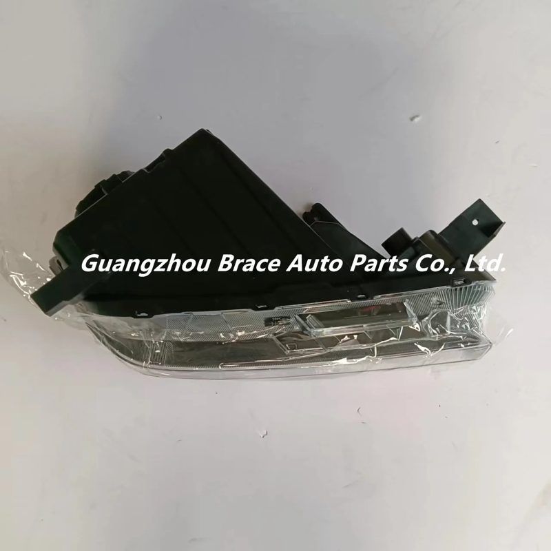 Front Lamp Headlight for MG T60 C00047657/C00047658 — photo 3