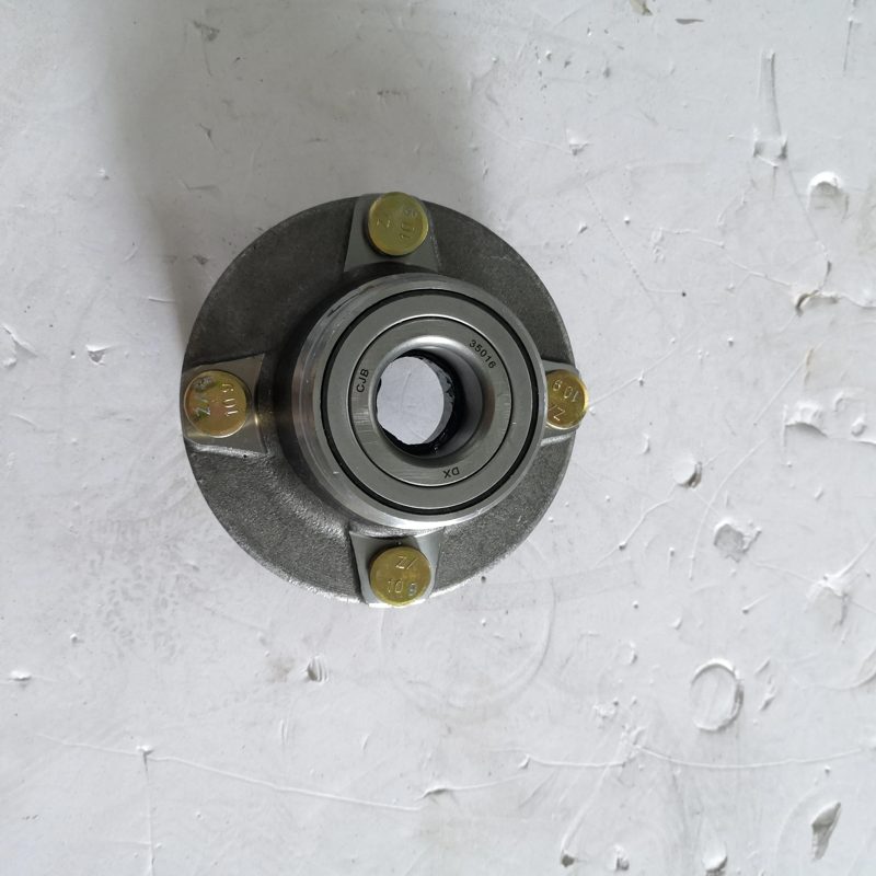 Front Wheel Hub Bearing for FAW CA1024 T57 CA6371 CA6390 — photo 2