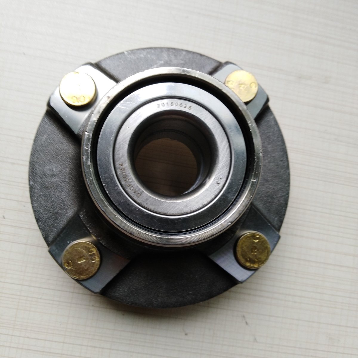 Front Wheel Hub Bearing for Wuling N300 OEM 24510384 product photo