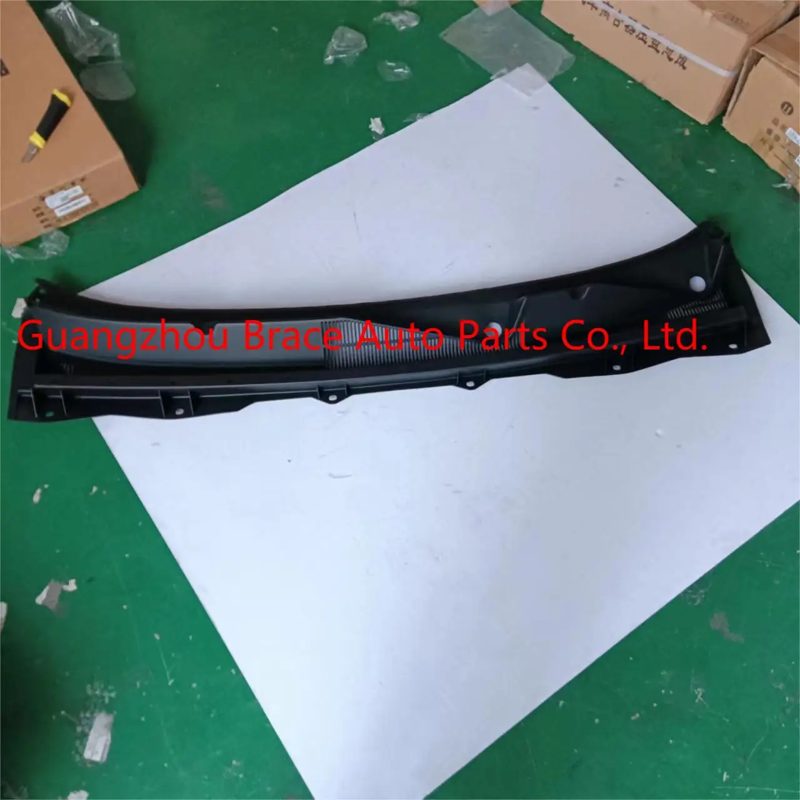 Front Wiper Cover Assy for Trumpchi GA8 320T 2.0T 2017 OEM 7115003BAL0000M10 — photo 3