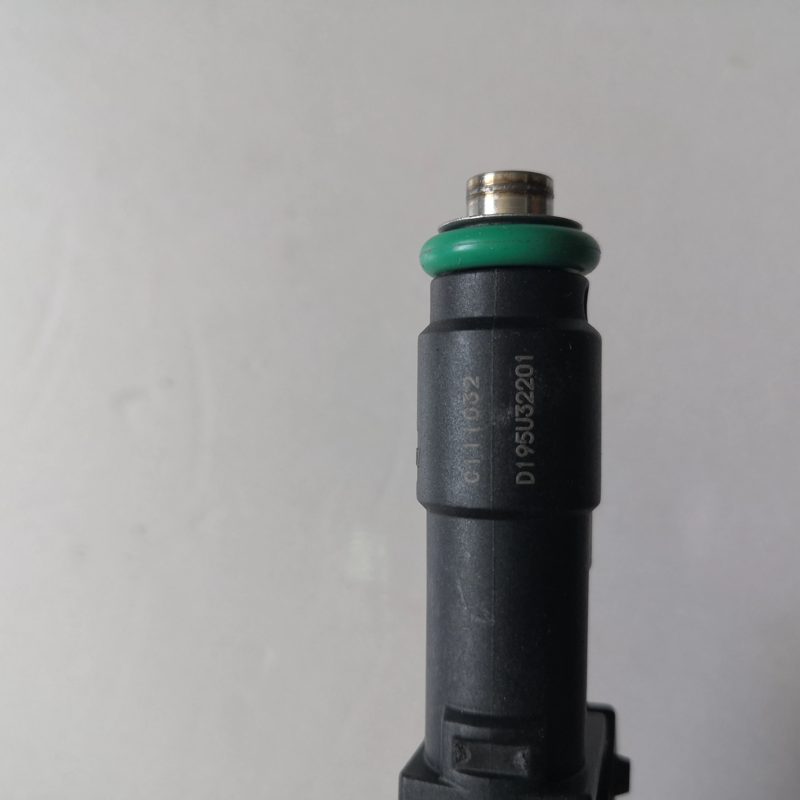 Fuel Injector Suitable for Baic Weiwang 306 A12/Baic MZ40 — photo 3