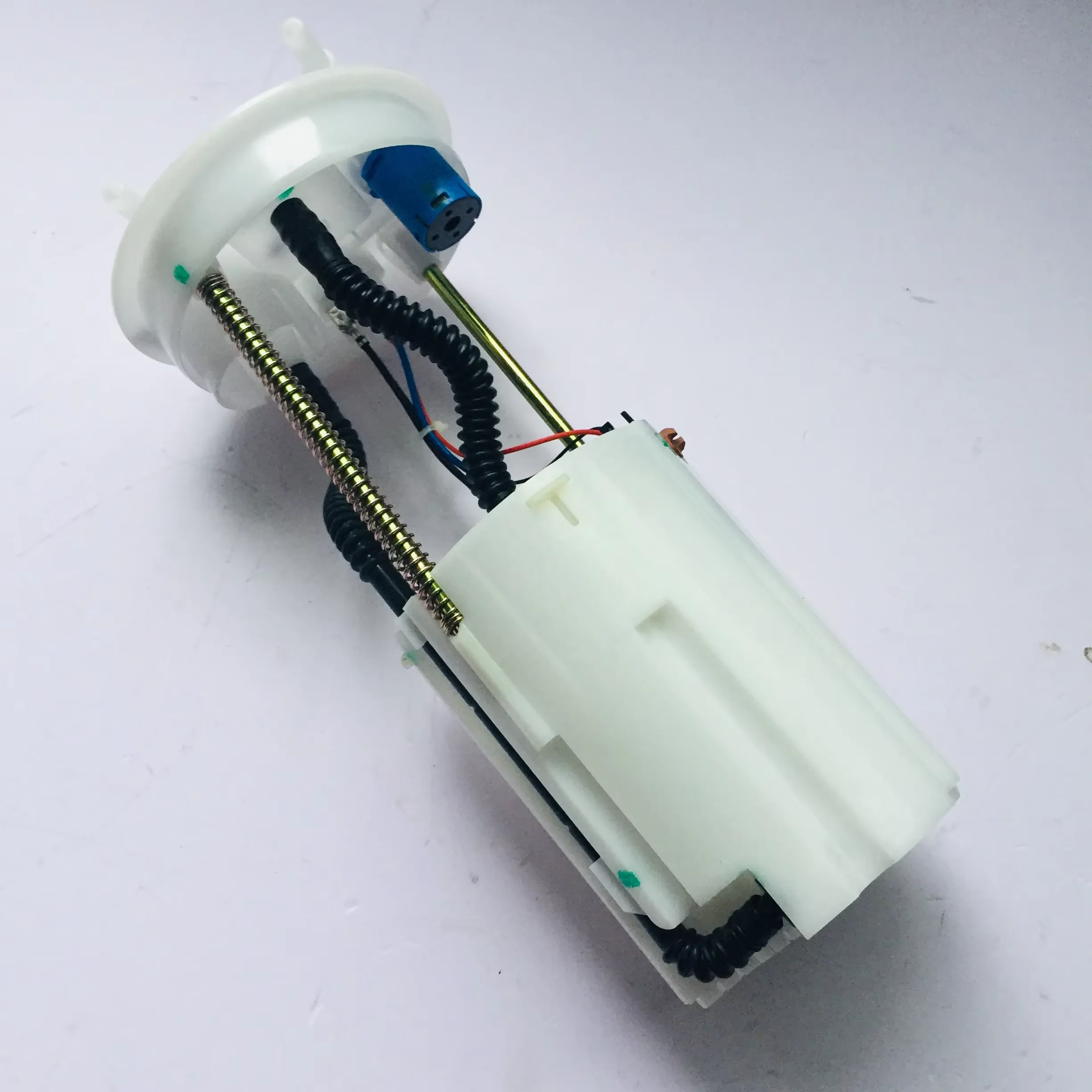 Fuel Pump Assy for Geely SC6 GC6 4G15 1016000614